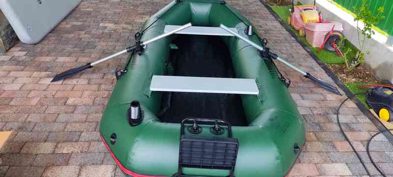 1/6 Persons Green Boat with Air Deck Bottoms